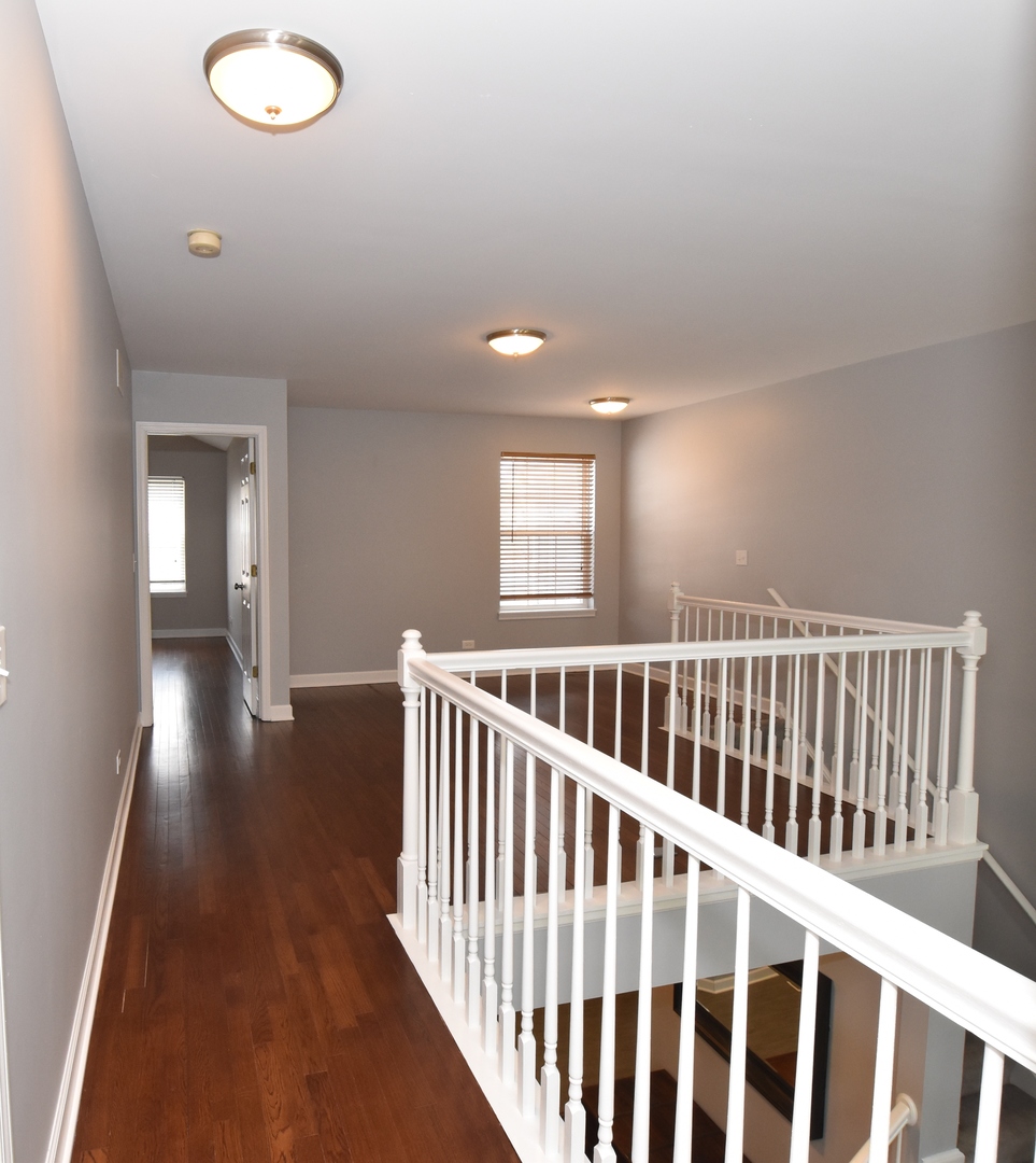 2004 North Silver Lake Road Arlington Heights, IL 60004 - Photo 18 of 24