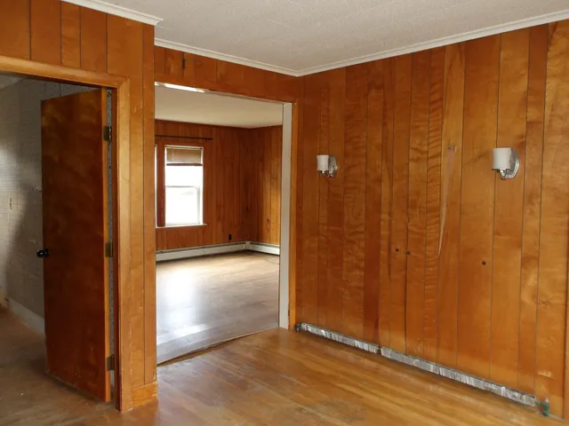 $95,000 | 1076 Park Street, Livermore Falls, ME 04254