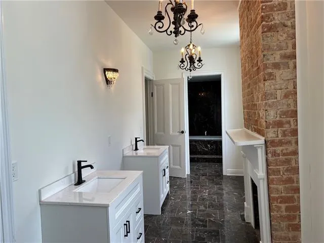 $4,000 | 1608 Governor Nicholls Street, Unit D, New Orleans, LA 70116