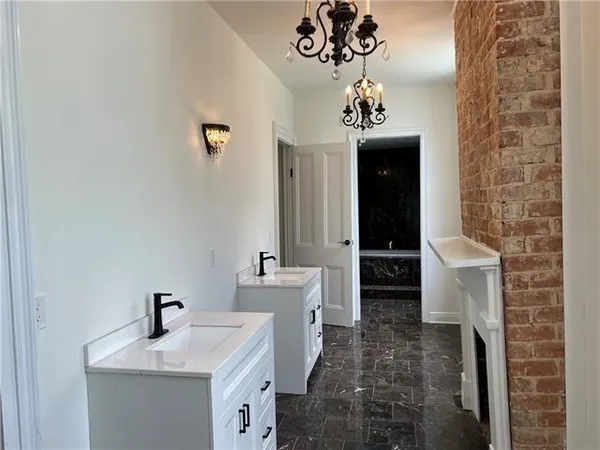 $4,000 | 1608 Governor Nicholls Street, Unit D, New Orleans, LA 70116