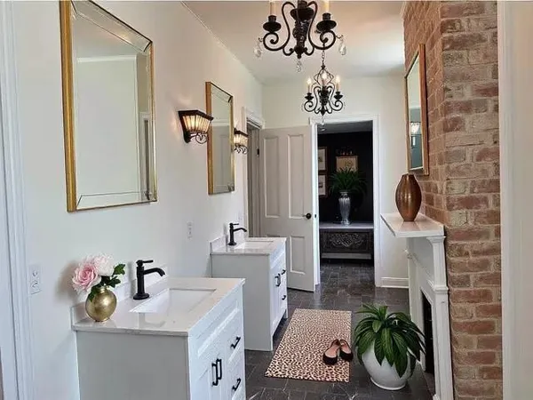 $4,000 | 1608 Governor Nicholls Street, Unit D, New Orleans, LA 70116