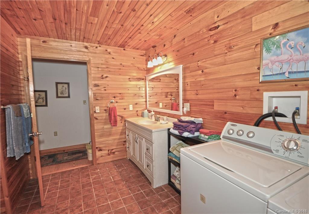 68 Berry Wills Road Hot Springs, NC 28743 - Photo 15 of 30 Gallery Image 15