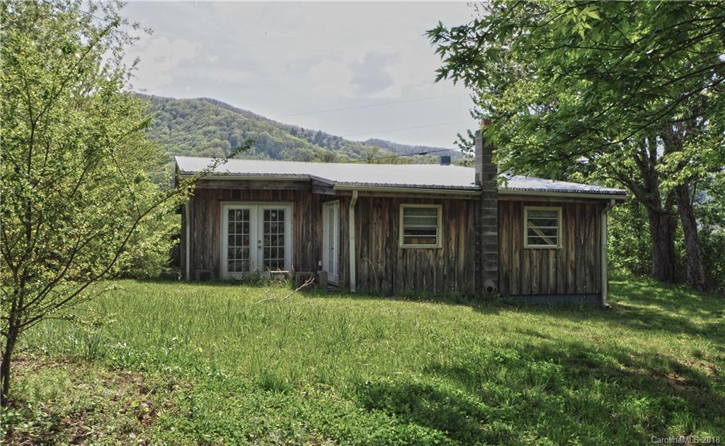 68 Berry Wills Road Hot Springs, NC 28743 - Photo 8 of 30 Gallery Image 8