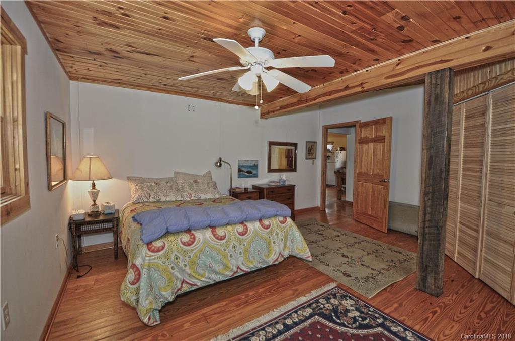 68 Berry Wills Road Hot Springs, NC 28743 - Photo 10 of 30 Gallery Image 10