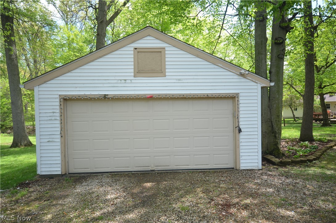 4129 Stow Road Stow, OH 44224 - Photo 2 of 35