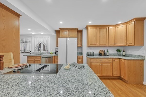 5 1/2 West Sutton Road Sutton, MA 01590 - Photo 11 of 30