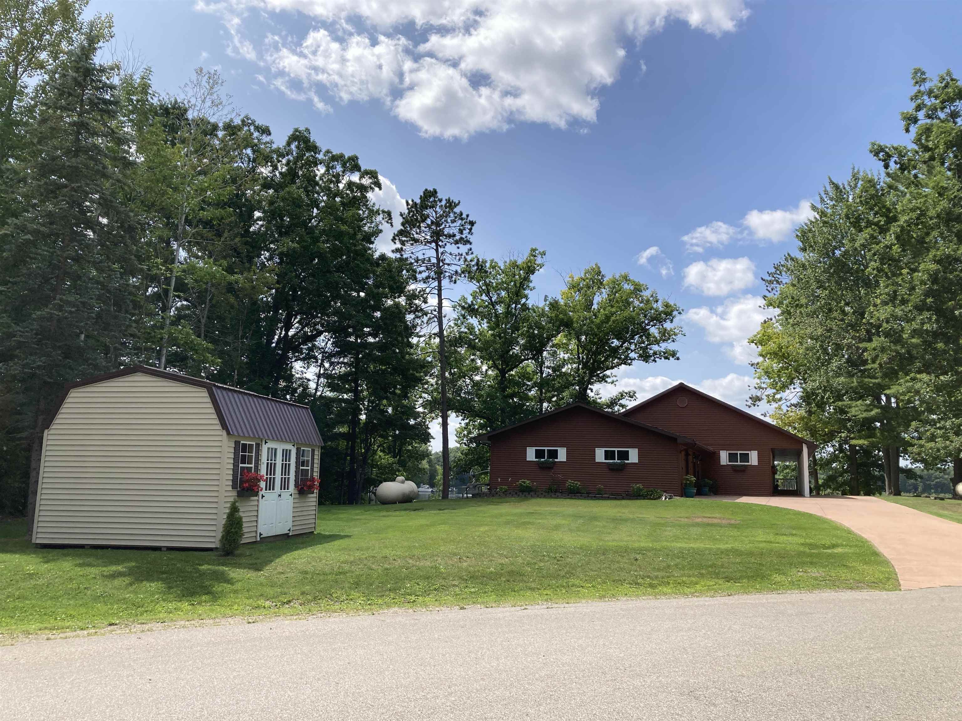2753 East Ridge Road Lupton, MI 48635 - Photo 29 of 86 1949509-e5727c36-9134-419c-85b2-e1619a67d423.JPG