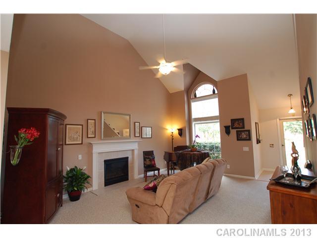 814 Clearbrook Road Matthews, NC 28105 - Photo 2 of 16 Gallery Image 2