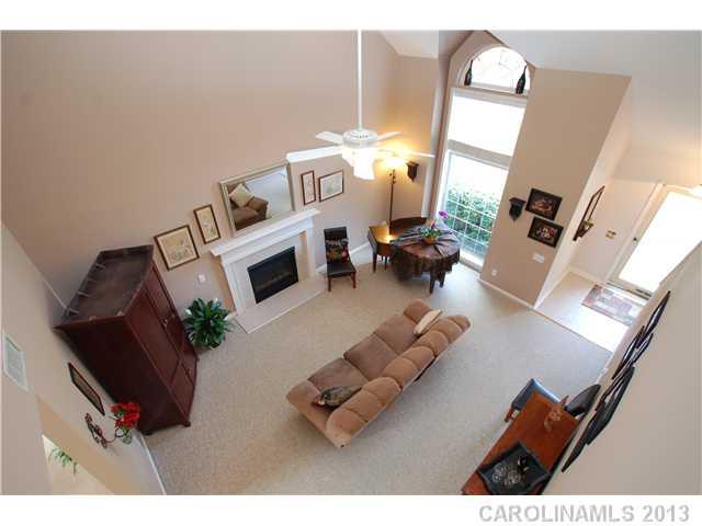 814 Clearbrook Road Matthews, NC 28105 - Photo 3 of 16 Gallery Image 3
