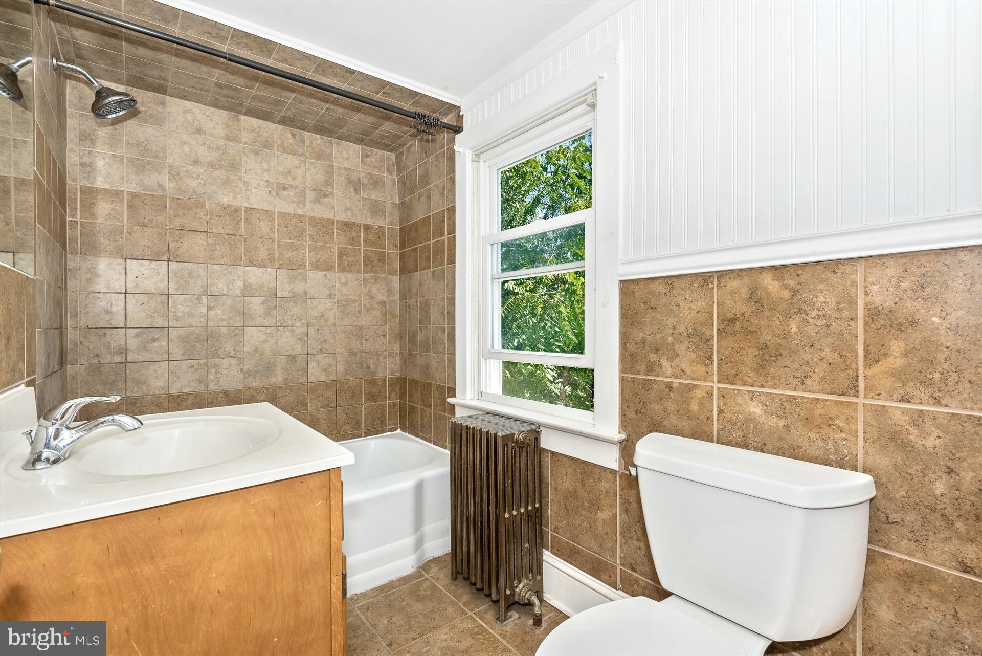 8 Locust Street Frederick, MD 21703 - Photo 17 of 26 Bath