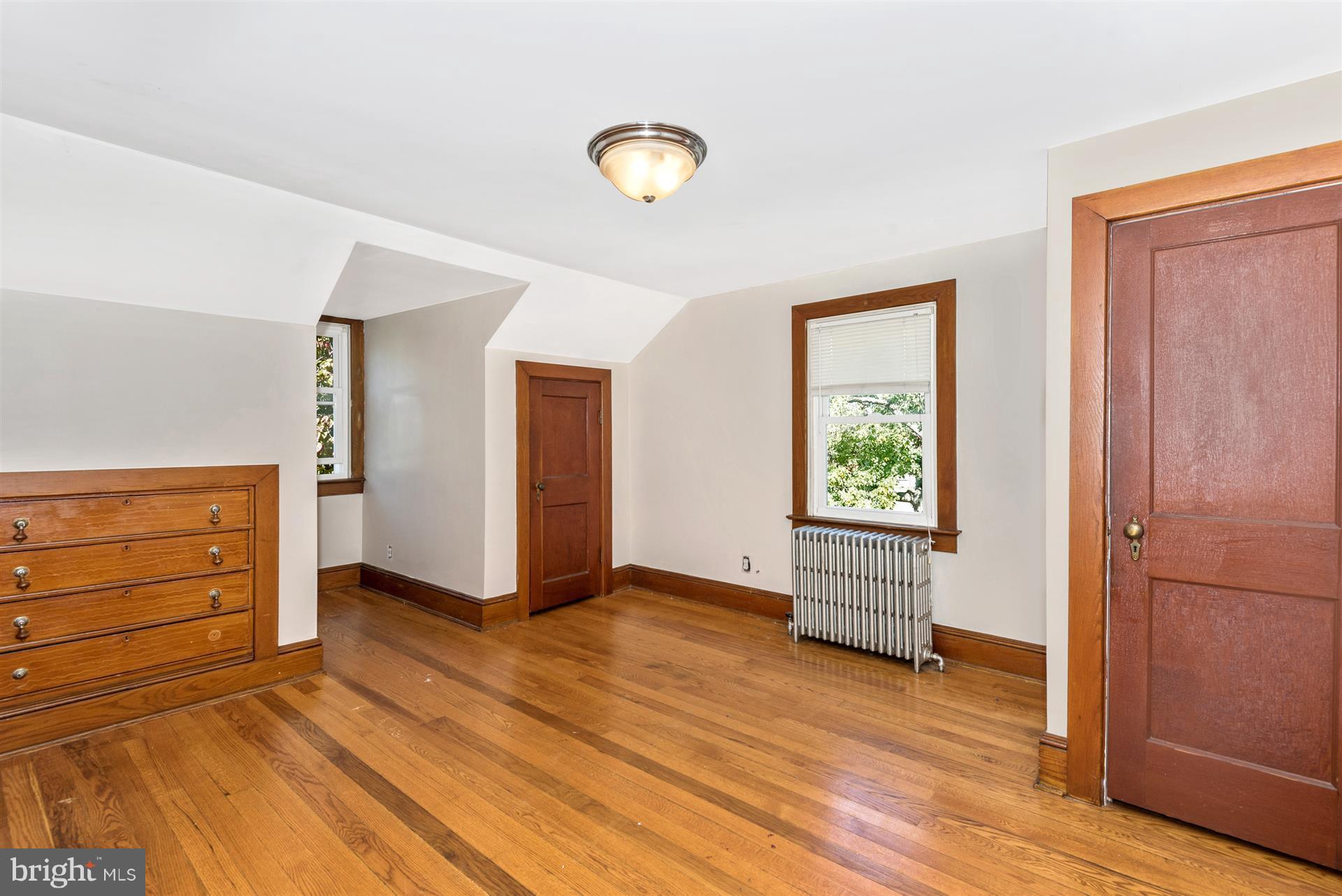 8 Locust Street Frederick, MD 21703 - Photo 18 of 26 Bedroom