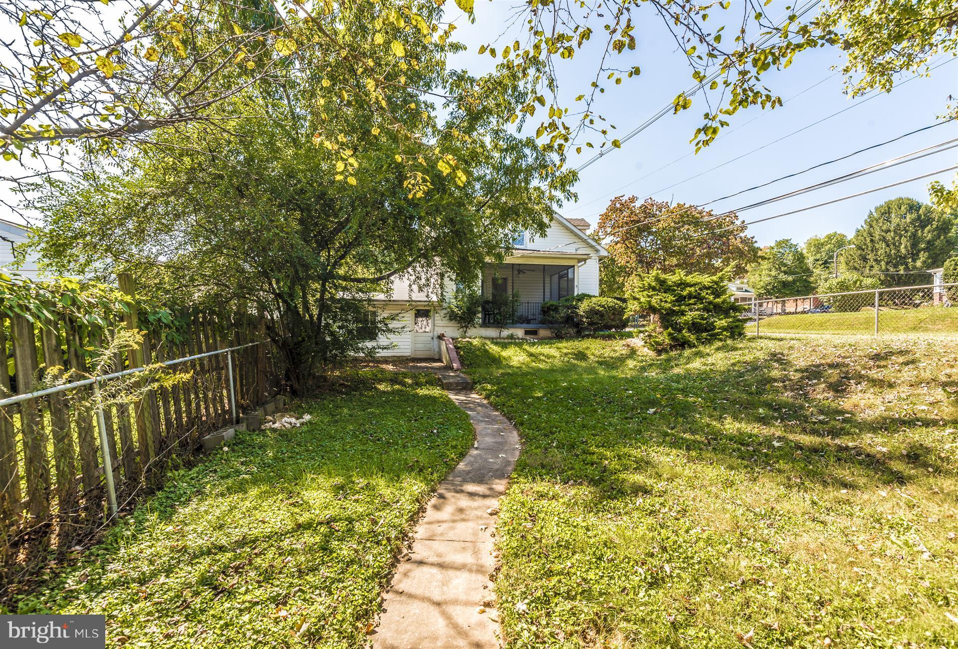 8 Locust Street Frederick, MD 21703 - Photo 4 of 26 Exterior (General)
