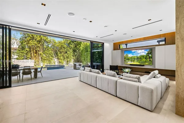 $3,650,000 | 325 West 63rd Street, Miami Beach, FL 33141