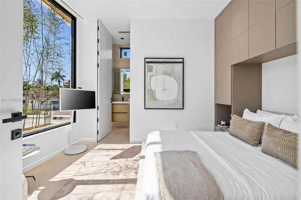 $3,650,000 | 325 West 63rd Street, Miami Beach, FL 33141