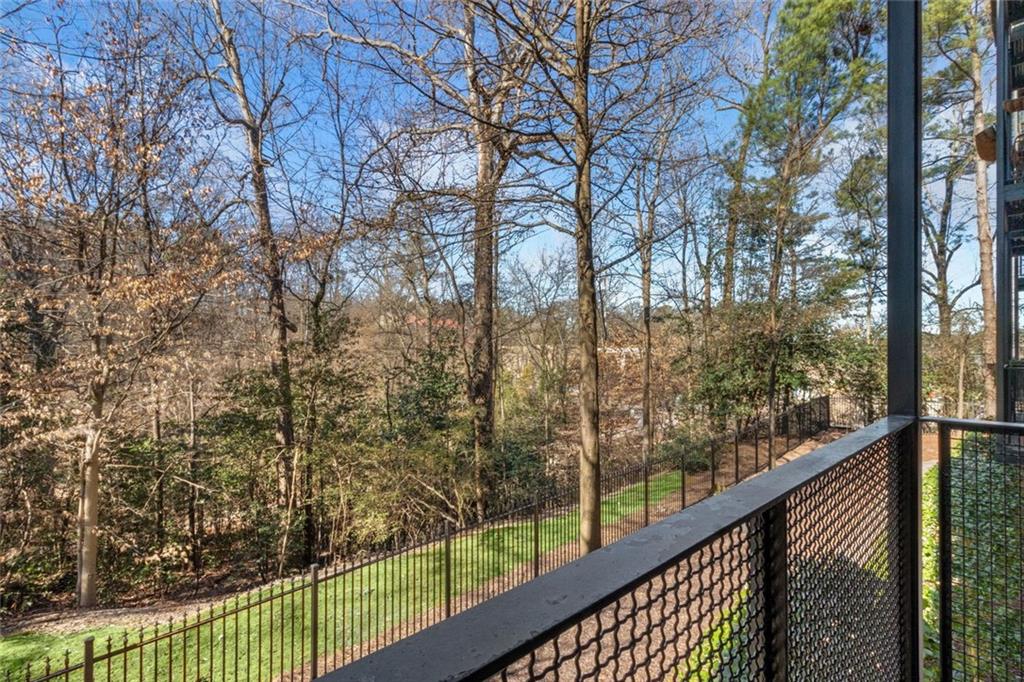 560 Dutch Valley Road Northeast, Unit 2210 Atlanta, GA 30324 - Photo 21 of 28