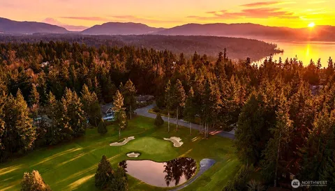 $1,420,000 | 2518 Sahalee Drive East, Sammamish, WA 98074