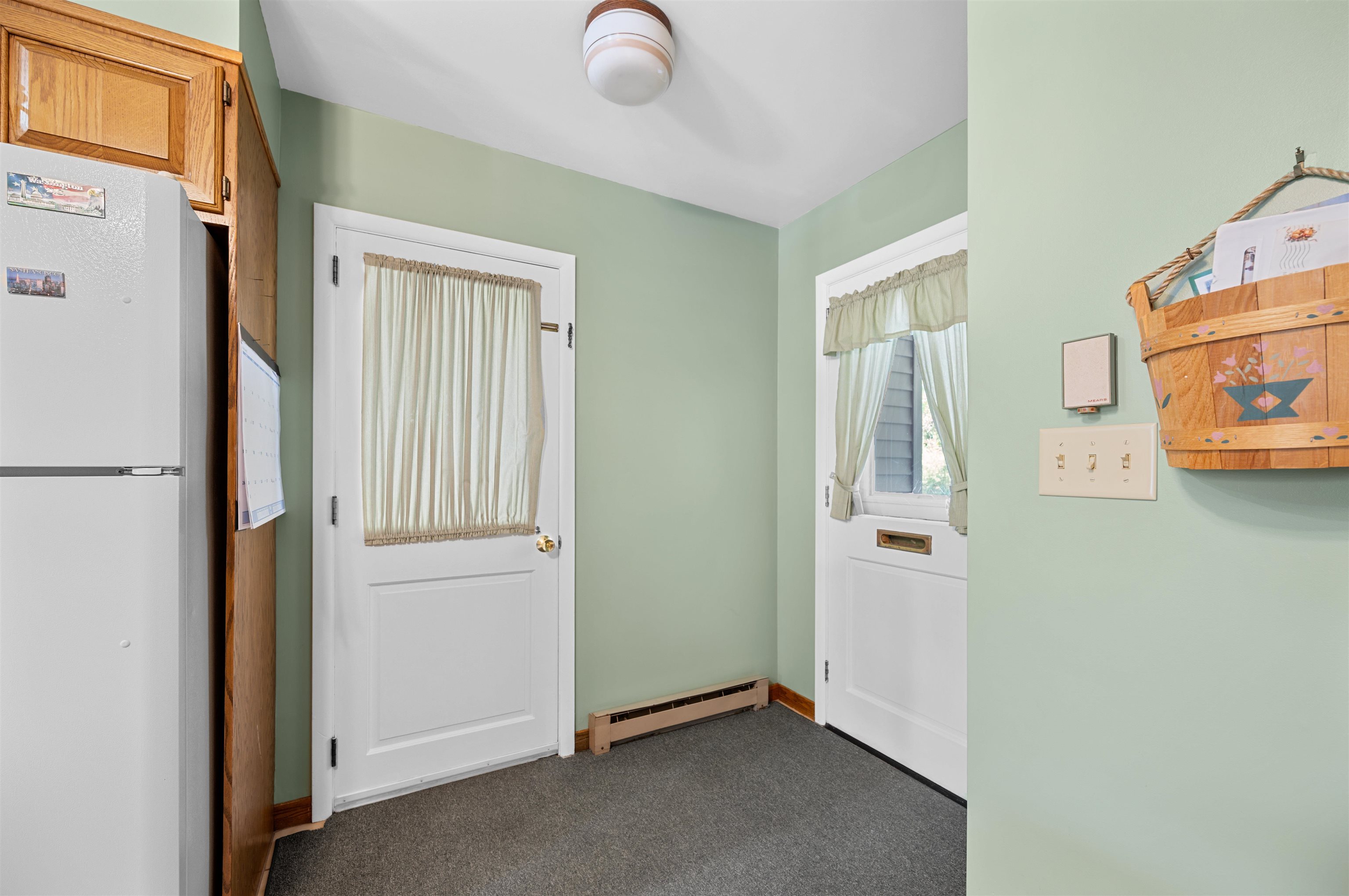 32 Waterman Street Barre, VT 05641 - Photo 8 of 59