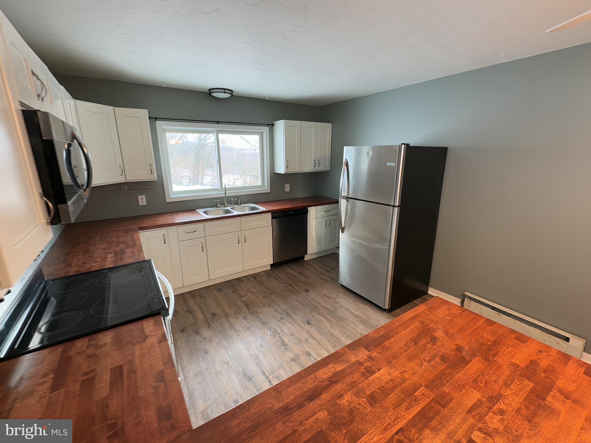 4672 Myers Road Glen Rock, PA 17327 - Photo 2 of 6