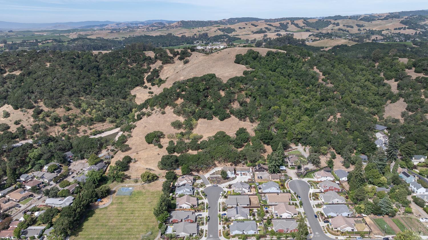 155 Riordan Lane Napa, CA 94558 - Photo 11 of 24