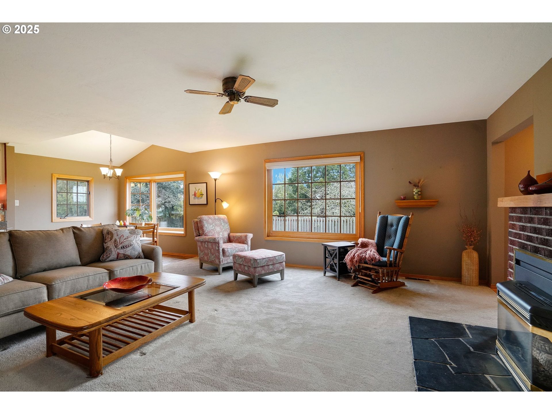 11515 Buena Vista Road Independence, OR 97351 - Photo 17 of 45 a living room with furniture a air conditioner and a window