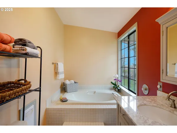 $685,000 | 11515 Buena Vista Road, Independence, OR 97351