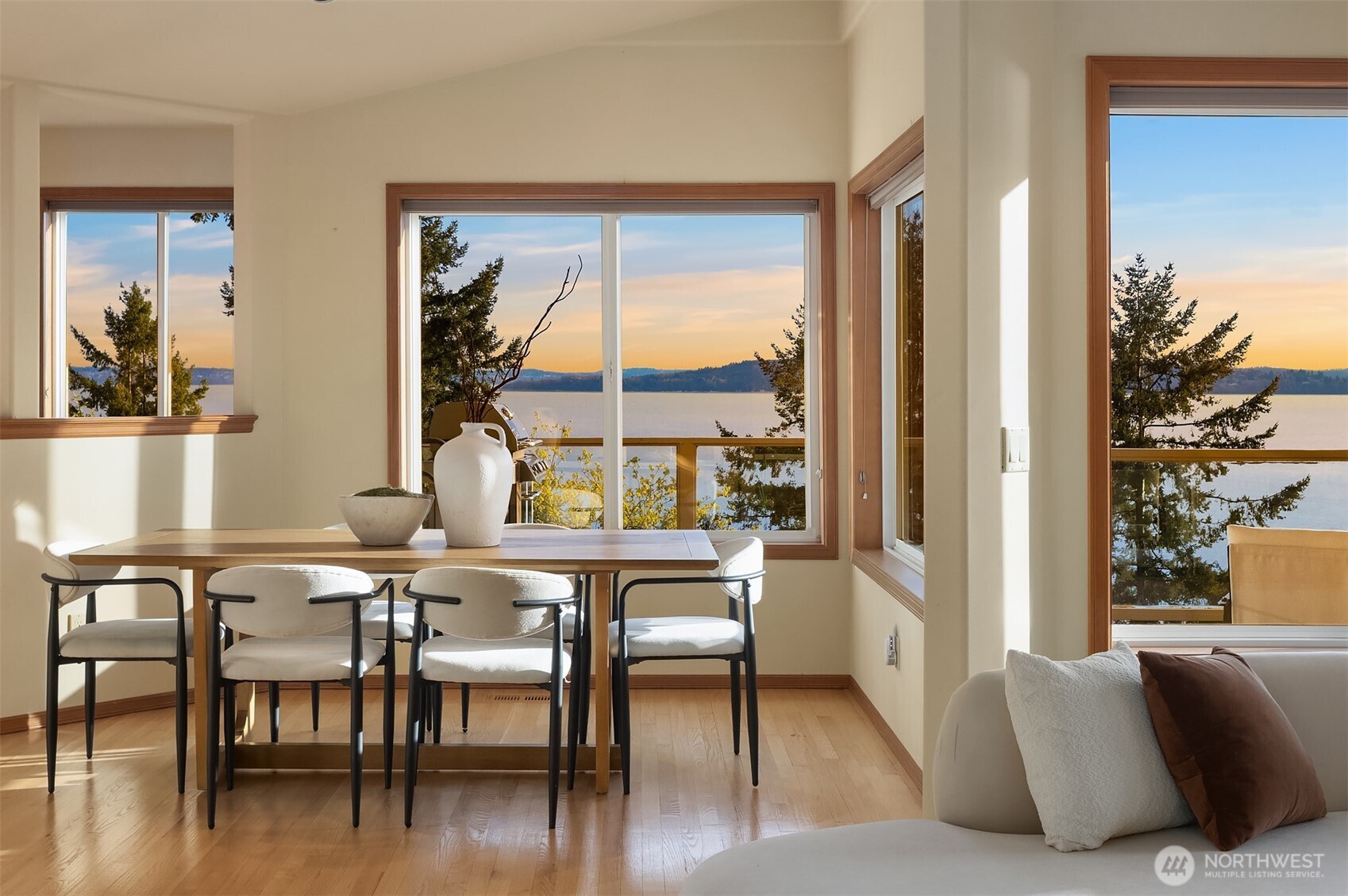 2861 Southwest 171st Street Burien, WA 98166 - Photo 6 of 39 a view of a dining room with furniture and wooden floor