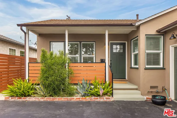 $1,528,000 | 11521 Segrell Way, Culver City, CA 90230