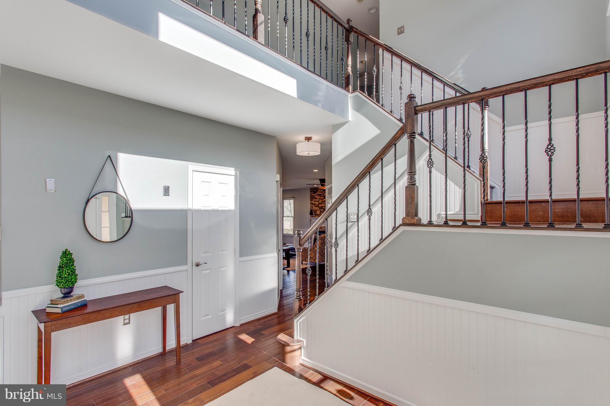 13230 Stable Brook Way Herndon, VA 20171 - Photo 3 of 47 There are tall ceilings throughout!