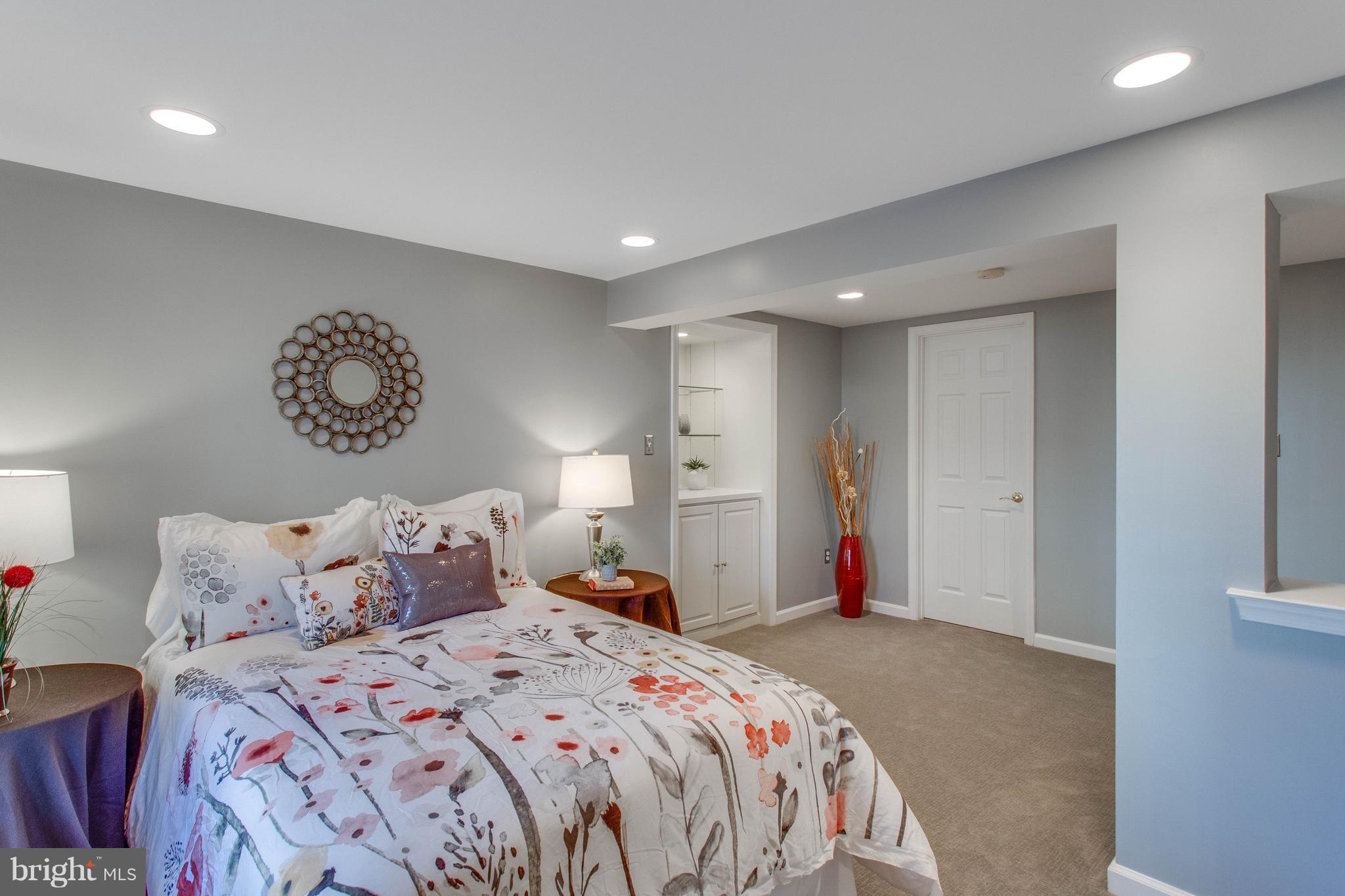 13230 Stable Brook Way Herndon, VA 20171 - Photo 37 of 47 with nice carpet and paint,