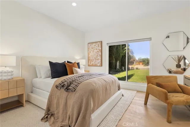 $13,000 | 4406 Medley Place, Encino, CA 91316