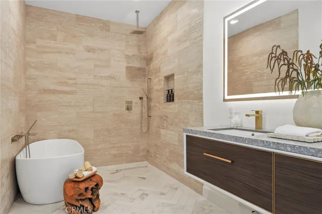 $13,000 | 4406 Medley Place, Encino, CA 91316