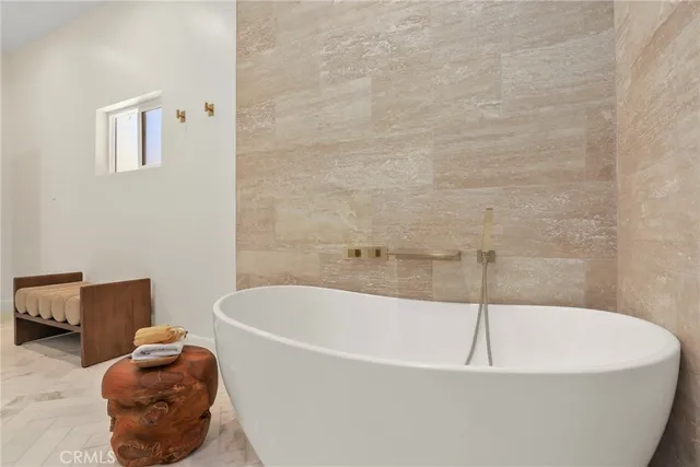 $13,000 | 4406 Medley Place, Encino, CA 91316