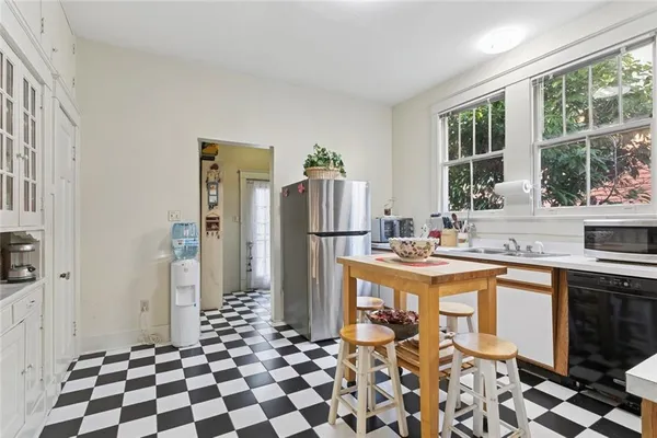 $1,100,000 | 1502 General Pershing Street, New Orleans, LA 70115
