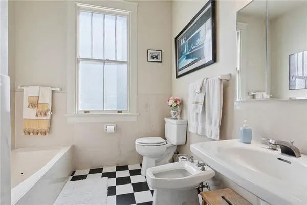 $1,100,000 | 1502 General Pershing Street, New Orleans, LA 70115