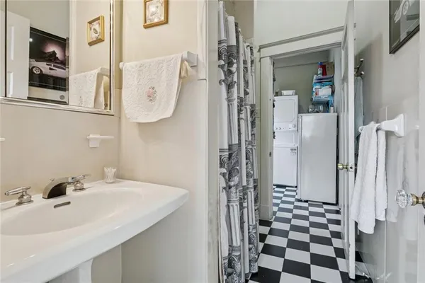 $1,100,000 | 1502 General Pershing Street, New Orleans, LA 70115