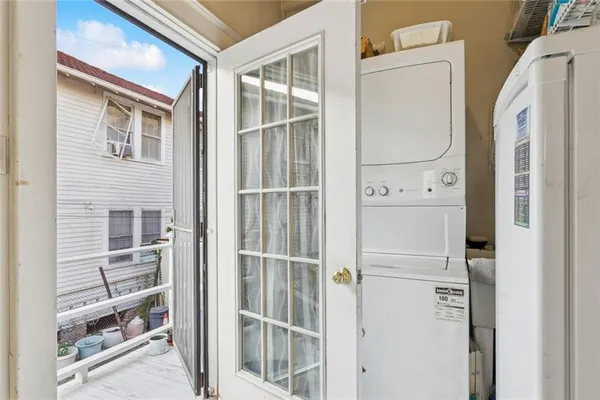 $1,100,000 | 1502 General Pershing Street, New Orleans, LA 70115