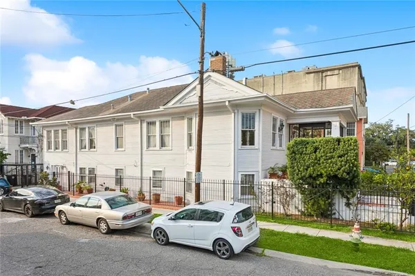 $1,100,000 | 1502 General Pershing Street, New Orleans, LA 70115