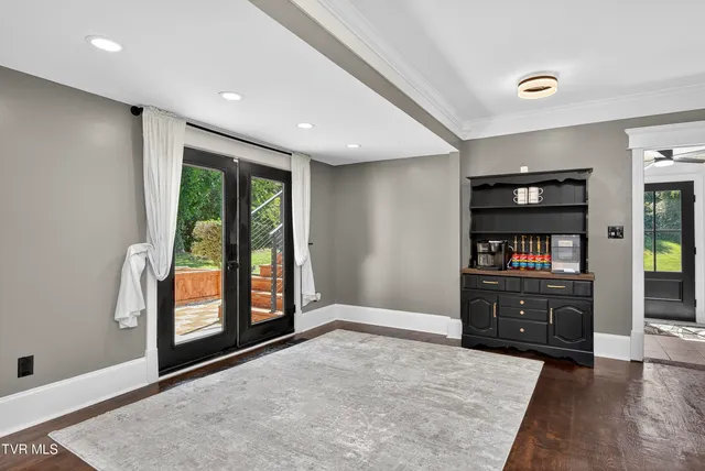 $499,000 | 34542 Lee Highway, Glade Spring, VA 24340