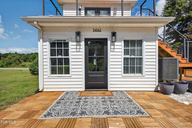 $499,000 | 34542 Lee Highway, Glade Spring, VA 24340