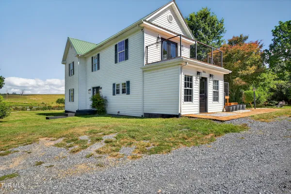 $499,000 | 34542 Lee Highway, Glade Spring, VA 24340
