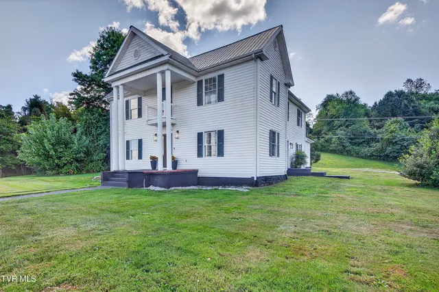 $499,000 | 34542 Lee Highway, Glade Spring, VA 24340