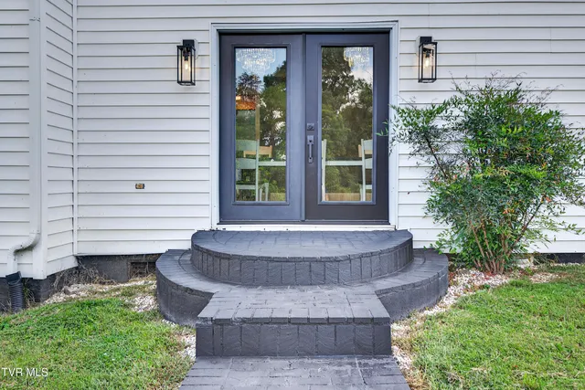 $499,000 | 34542 Lee Highway, Glade Spring, VA 24340