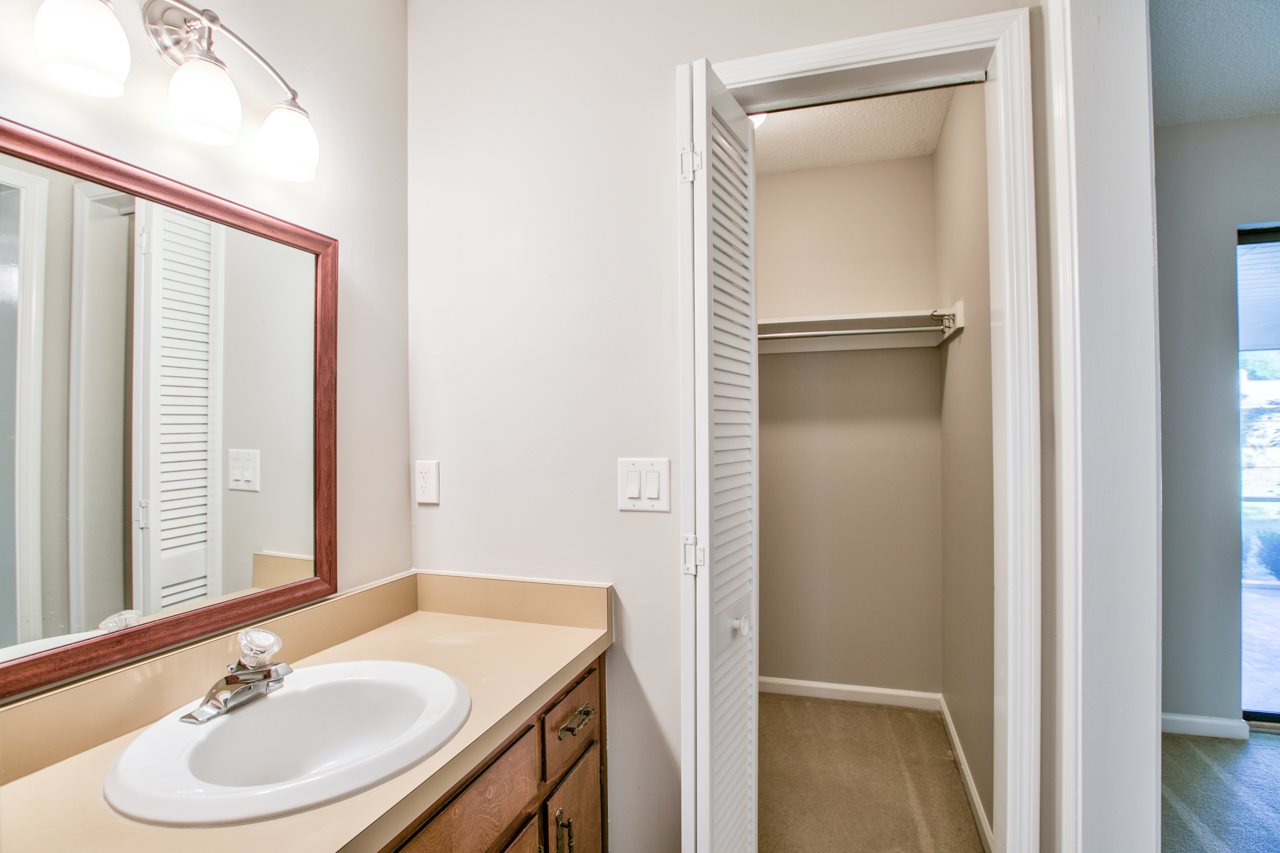 1238 Sedgefield Road Tallahassee, FL 32317 - Photo 7 of 34 Gallery Image 7