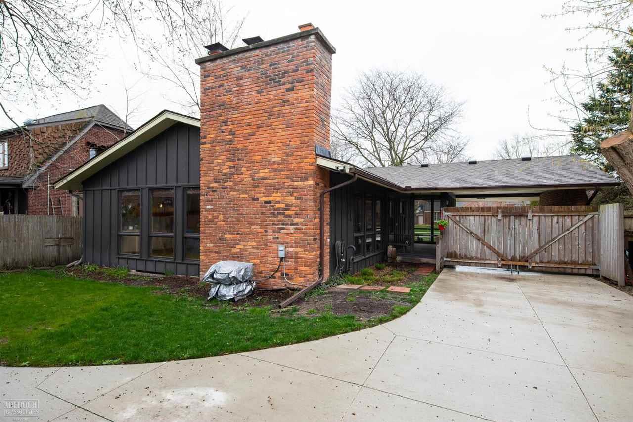 765 Barrington Road Grosse Pointe Park, MI 48215 - Photo 18 of 21