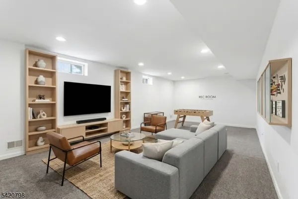 $1,100,000 | 61 Barchester Way, Westfield, NJ 07090