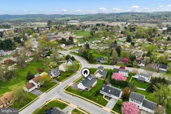 $329,900 | 3860 Silver Spur Drive, York, PA 17402