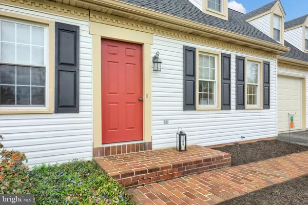 $329,900 | 3860 Silver Spur Drive, York, PA 17402