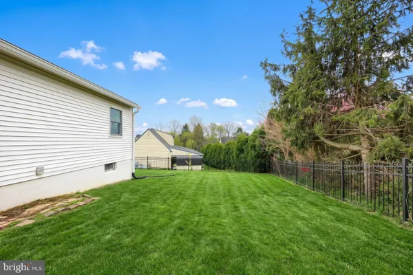 $329,900 | 3860 Silver Spur Drive, York, PA 17402