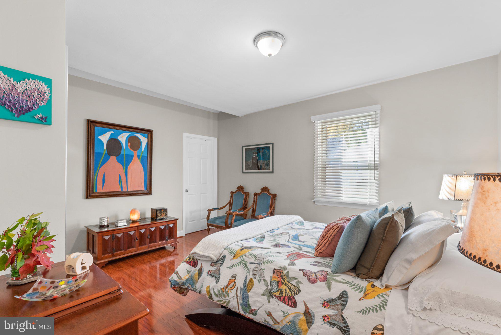 2118 Arcola Avenue Silver Spring, MD 20902 - Photo 11 of 34 Main level primary bedroom