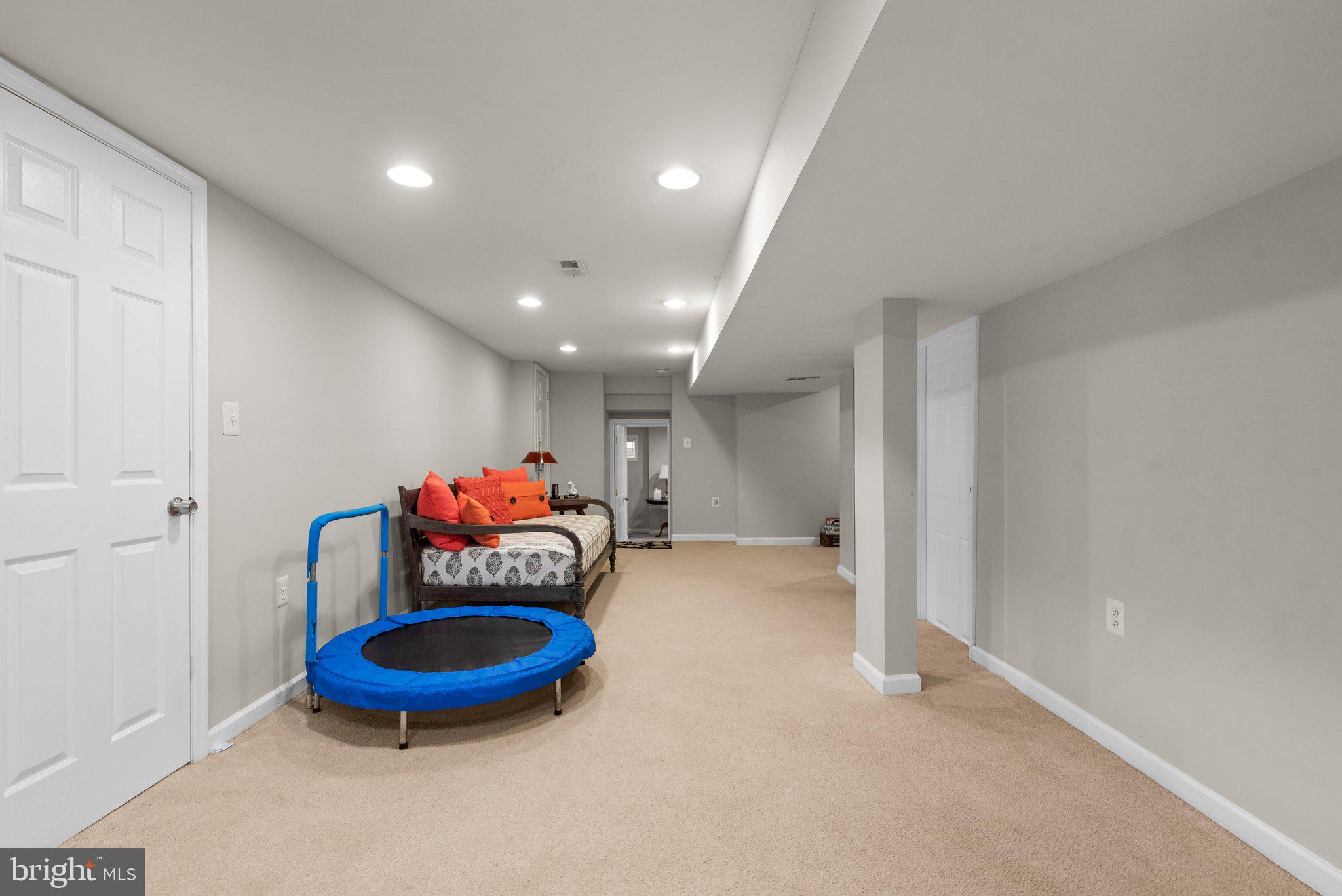 2118 Arcola Avenue Silver Spring, MD 20902 - Photo 20 of 34